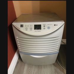 LG - 45-Pint Dehumidifier - Gray Model:LD451EGL
