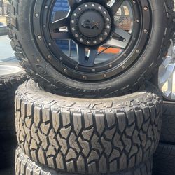WHEELS XD 20x12 DODGE RAM JEEP 