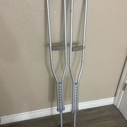 Crutches 