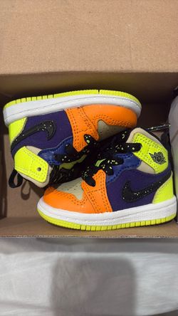Air Jordan 1 Mid Toddler Sneakers