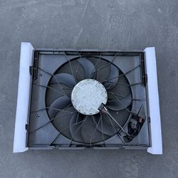 2014-2020 Radiator Cooling Fan for Dodge Durango Jeep Grand Cherokee 3.6L/5.7L