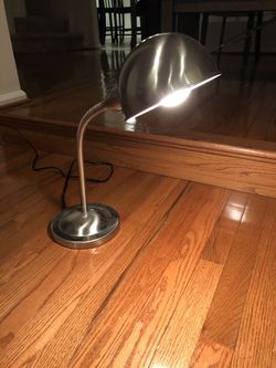 Table lamp