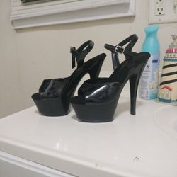 Pleasures Stilettos Black 7 1/2