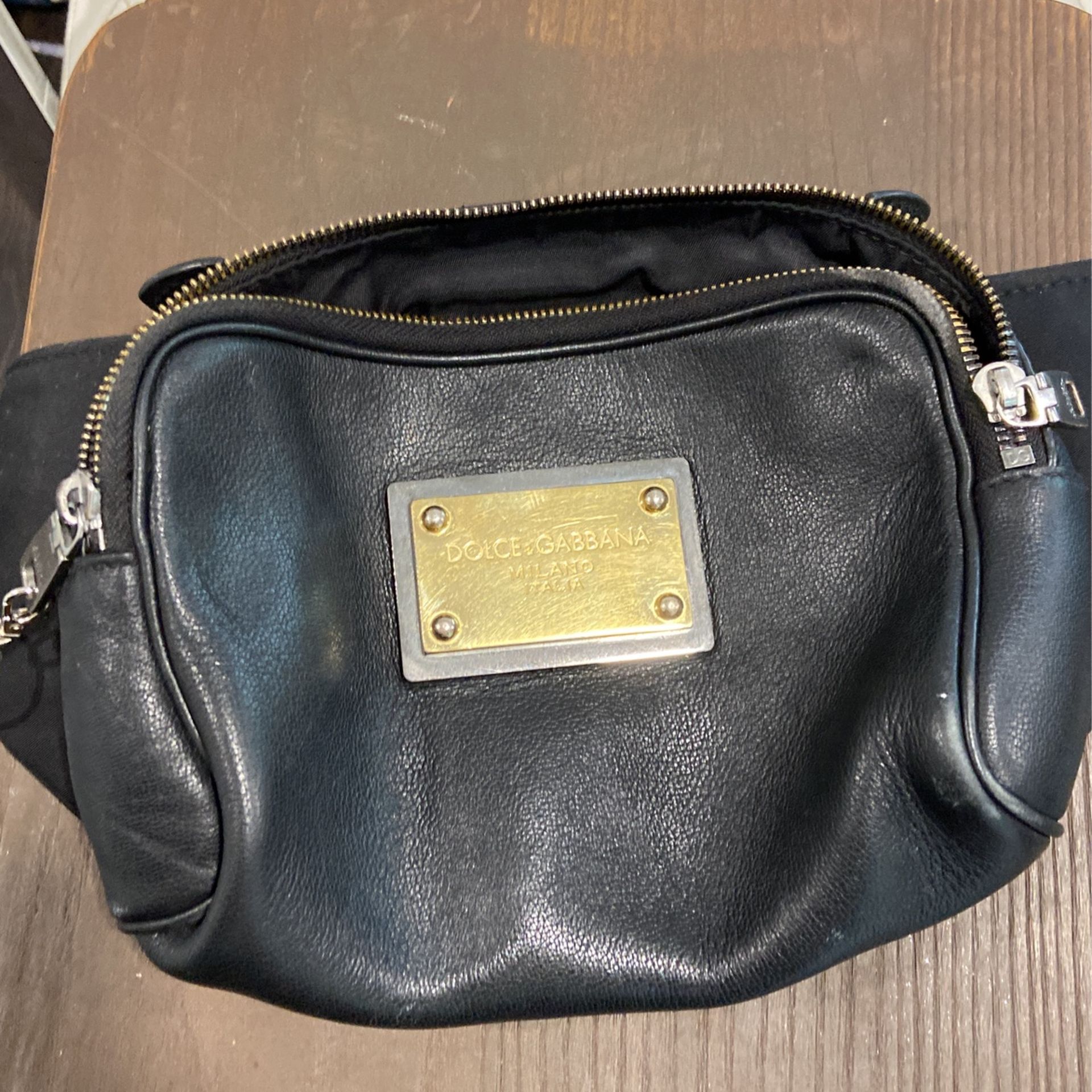 All Leather Dolce & Gabbana Messenger Bag