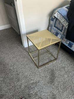 Magazine Rack / End Table