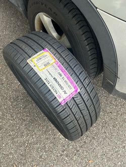 225/55/18 Brand new