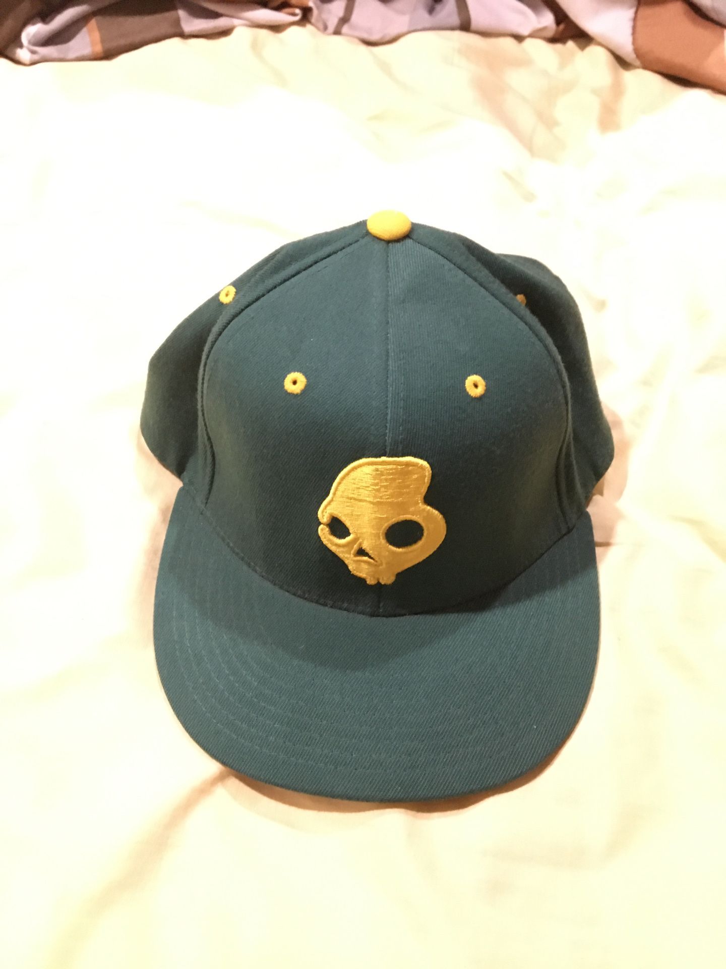 Skull hat