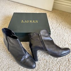 Women Ralph Lauren black boots