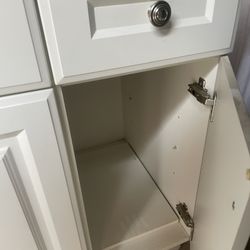 Glensford 48 Inch Vanity Cabinet With White Top 