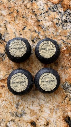 MOLTON BROWN LONDON SOAPS TRAVEL SIZE - EACH ONLY $3 EACH FAMOUS HIGH END IMPORTED FROM LONDON ENGLAND We also have the small round 