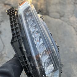 2018-2022 Honda Accord Right Side Headlight Led