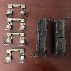 Nissan 350z Front Brake Pads 