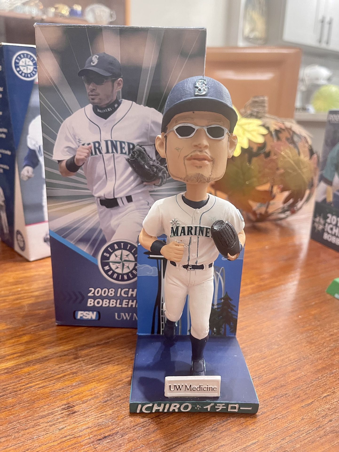 Ichiro Suzuki - Mariners 2008 Bobblehead - NEW