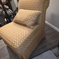 2 Accent Sofa Chair Lane Furniture each $200