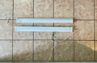 Under Cabinet Lights