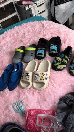 Boys shoes