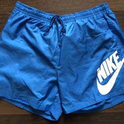 New Nike Sportswear Woven Shorts for Men - Size XXXL (CV9302-436)