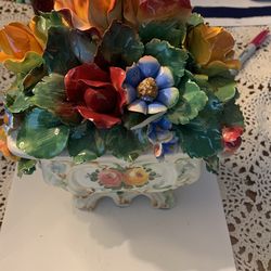 Capodimonte Style Trinket Box