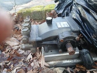 Hotsy Pressure Washing Pump 5gpm