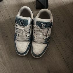 Louis Vuttion Trainers Negotiable