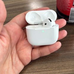 AirPods 4 Noise Cancellation 