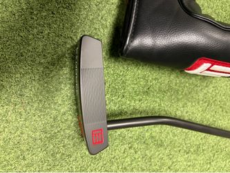 Evnroll ER2 35in Brand New Putter