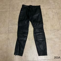 Kids Genuine Leather Riding Pants Size 32 - Pictures have Measurements