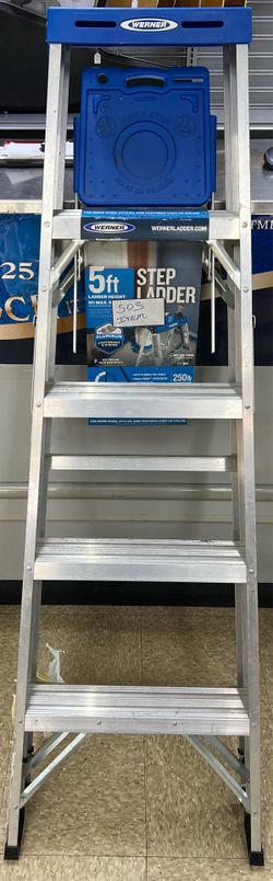 WERNER Model 365 Aluminum 5ft Step Ladder