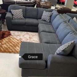 Sorenton Sectional Oversize 🤩 Only $39 Down !❤️ No Needed Credit needed Same Day Delivery 🚚 $1749
