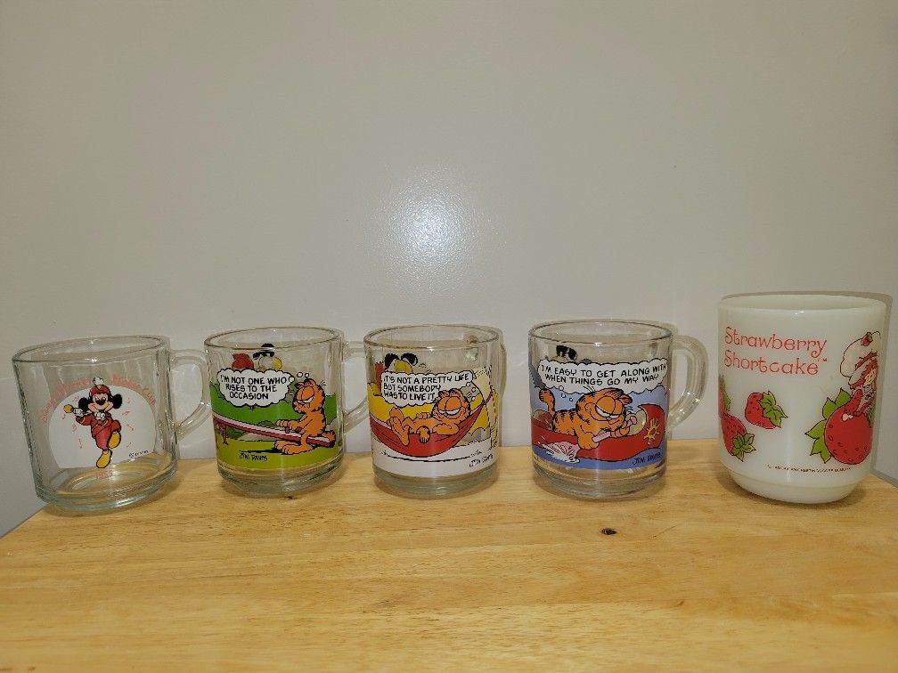 Vintage Antique Collectors Coffee Cups
