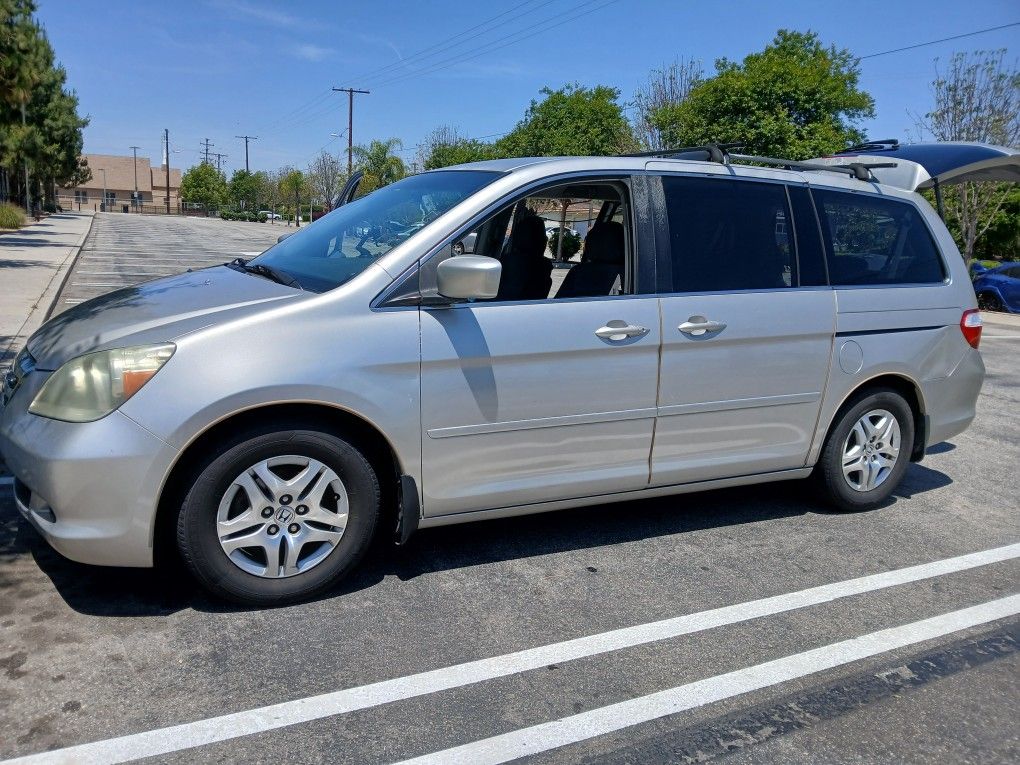 2005 Honda Odyssey