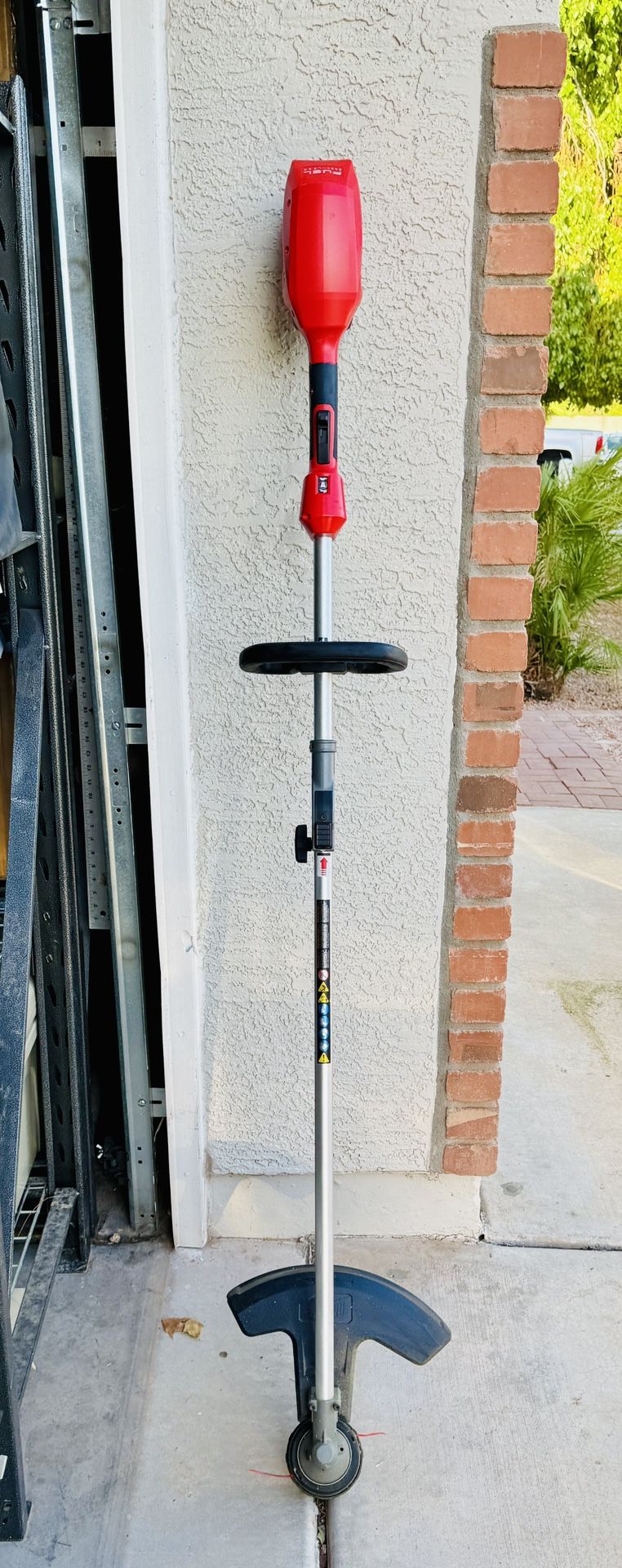 Milwaukee QUICK-LOK Weed Eater