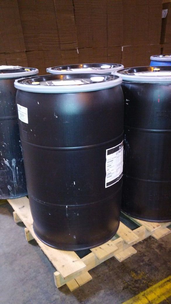 55 gallon plastic barrels for Sale in Kennedale, TX OfferUp