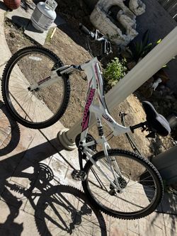 mongoose mountain bike