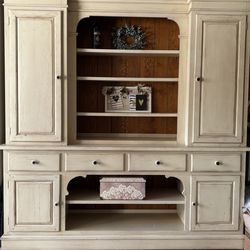BEAUTIFUL CABINET, BUFFET, PANTRY, CREDENZA OR KITCHEN STORAGE
