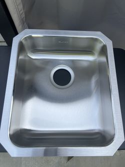 ELKAY 16” Stainless Steel Sink 