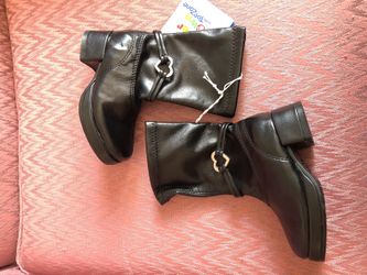 Toddler girl boots brand new