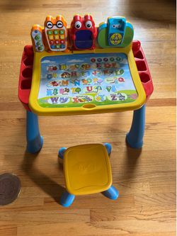 VTech Touch and Learn Activity Desk Deluxe - Plastic, Regular Color