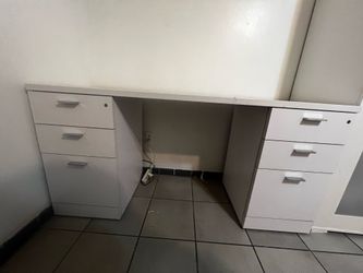 Office Table with 6 Drawers