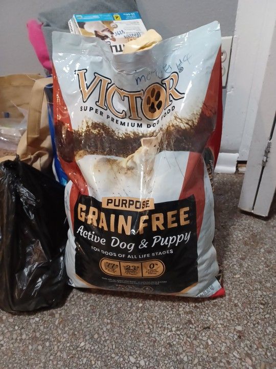Dog Food 