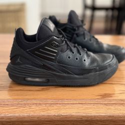 Youth Air Jordan Max Aura 5