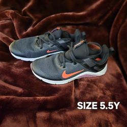 Brand New Girls Nike Shoes