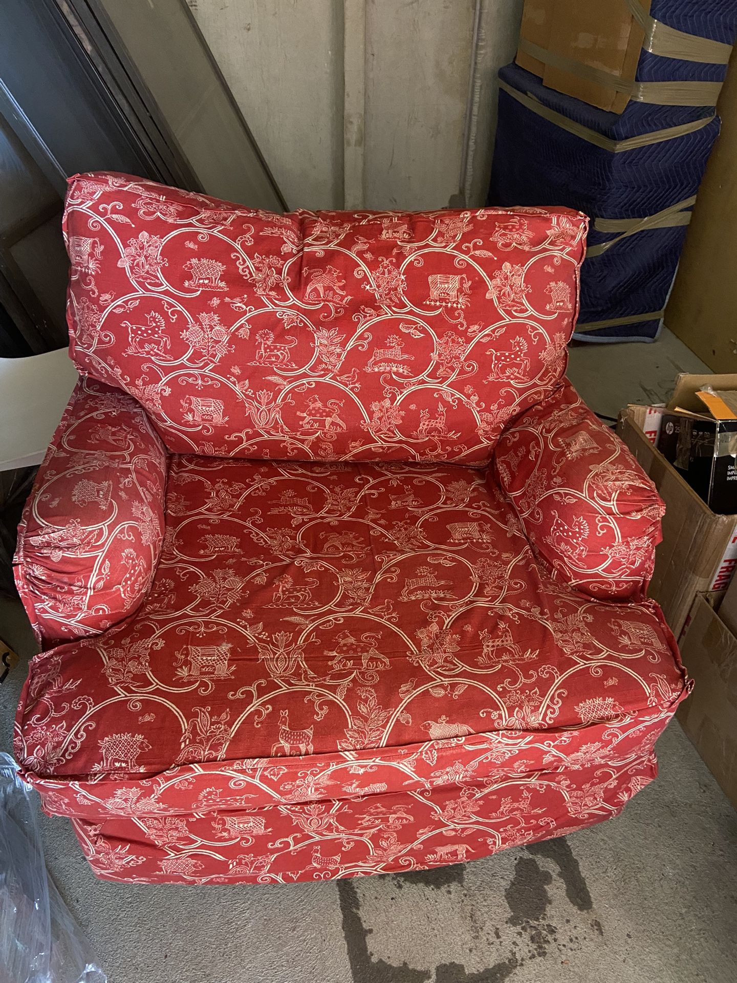 White Love chair With Slip cover