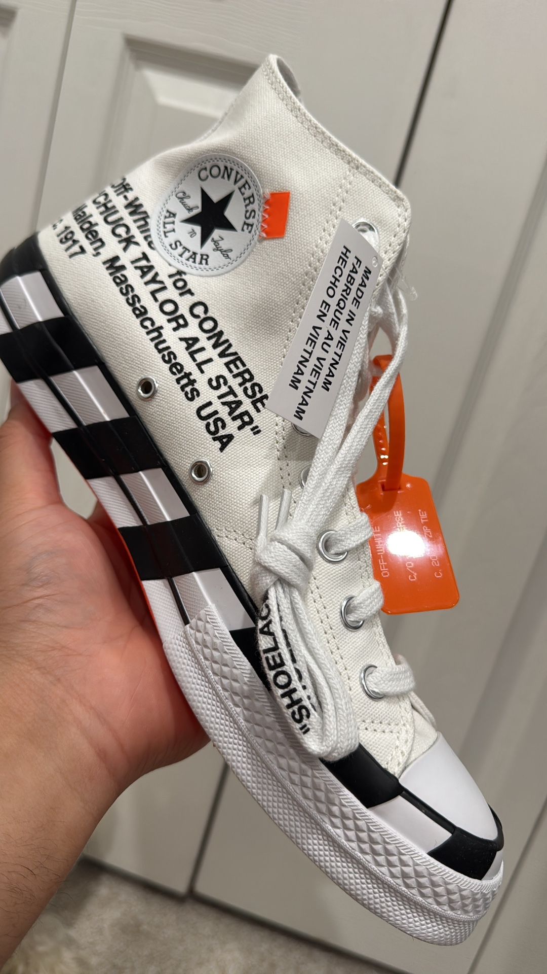 Off-White Converse