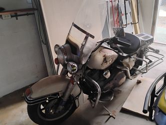Harley Davidson 1982 ex police glider motorcycle