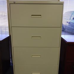 OFFICE/HOME FILE CABINET 4 DRAWERS LATERAL FILE.