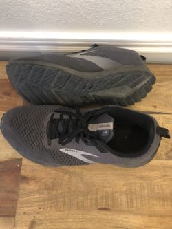 Brooks Size 12