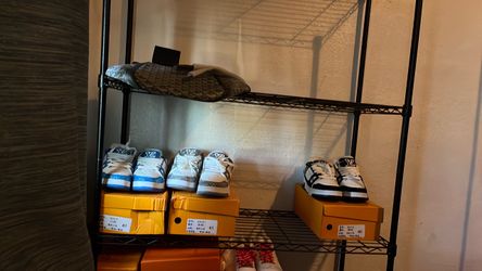 Clear 7 pairs of vvs shoes 360