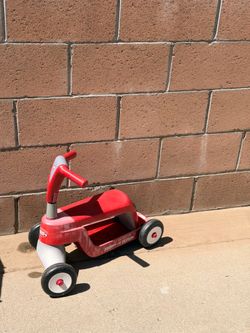 Radio Flyer scoot  2 scooter