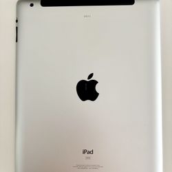 Apple iPad 3rd Gen. 32GB, Silver With Free black case